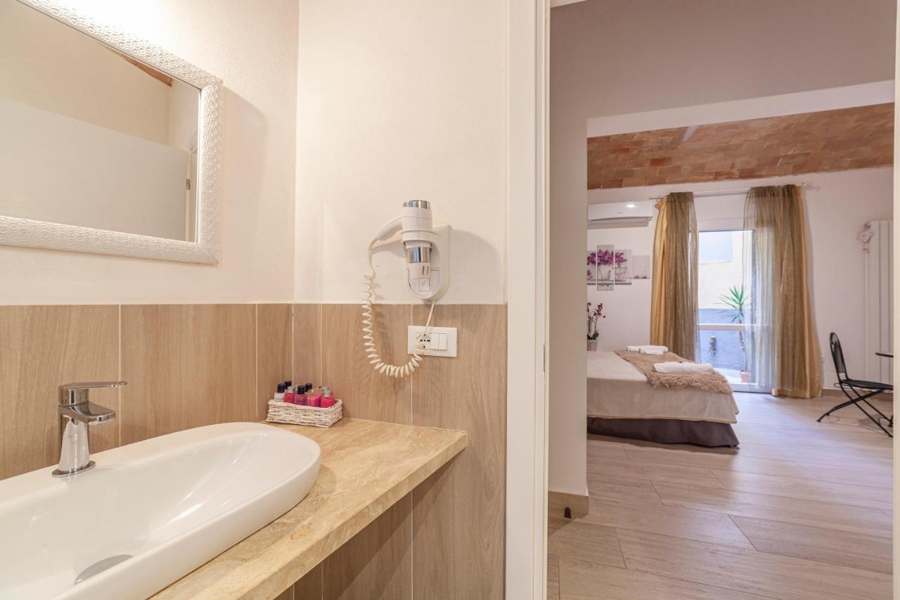 B&B Prima Dell'Elba ปีออมบีโน ภายนอก รูปภาพ